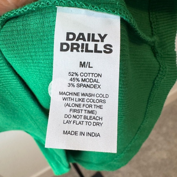 Daily Drills Logo Everyday Tank - Picture 3 of 6